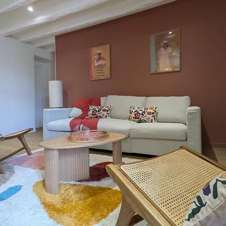 Apartment Centre - Le Poquelin